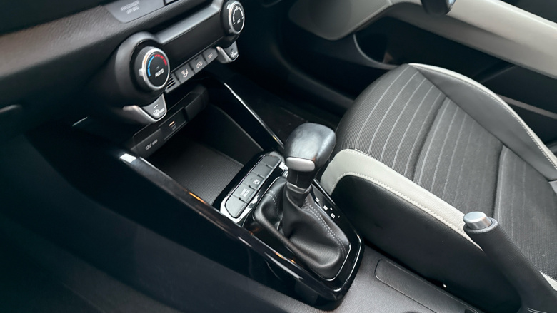 Kia Stonic 1.0T GDi 48V Connect 5dr DCT Petrol Estate